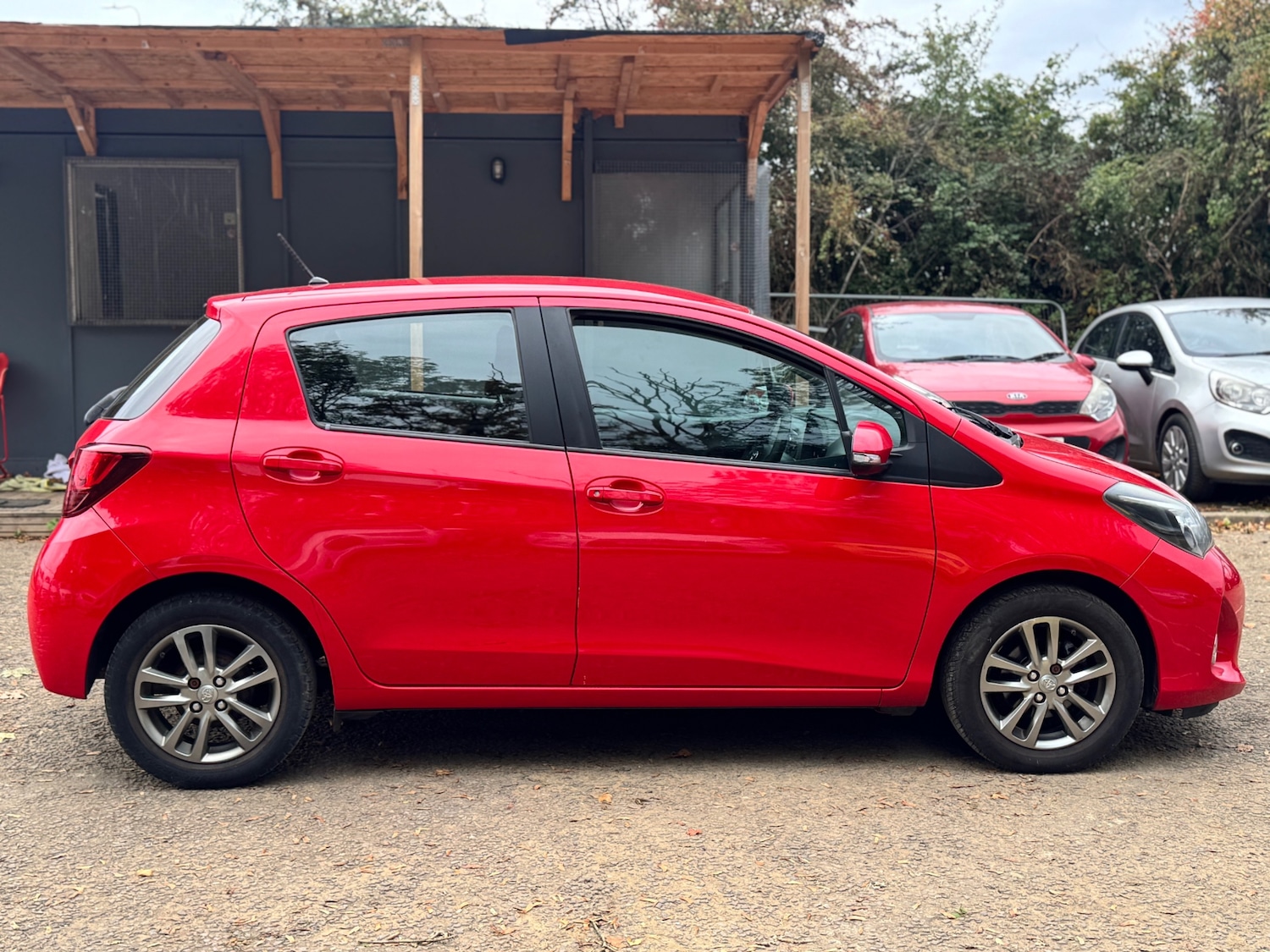 Used Toyota Yaris 2015 for sale - 76196751: Photo 14