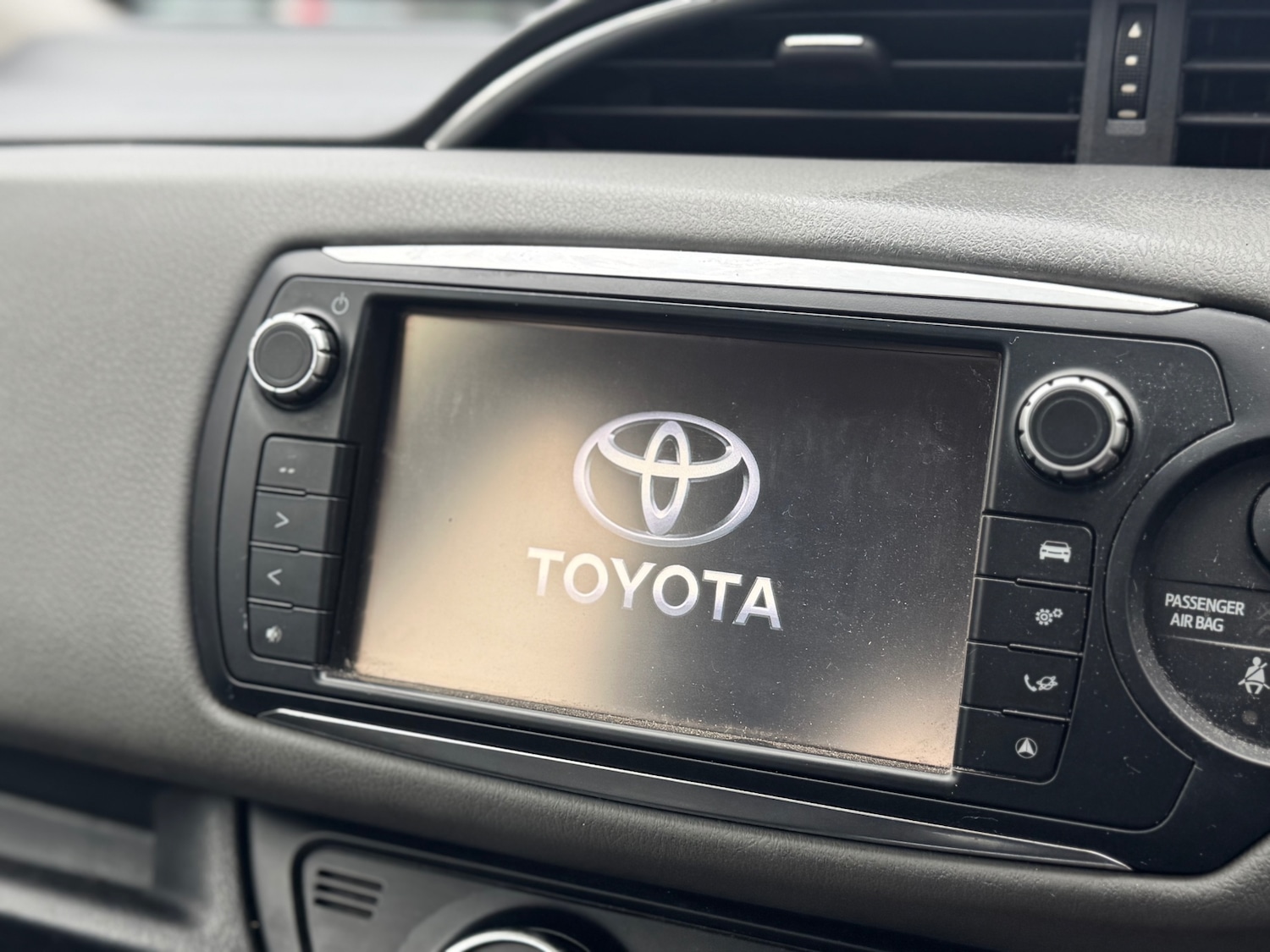 Used Toyota Yaris 2015 for sale - 76196751: Photo 21