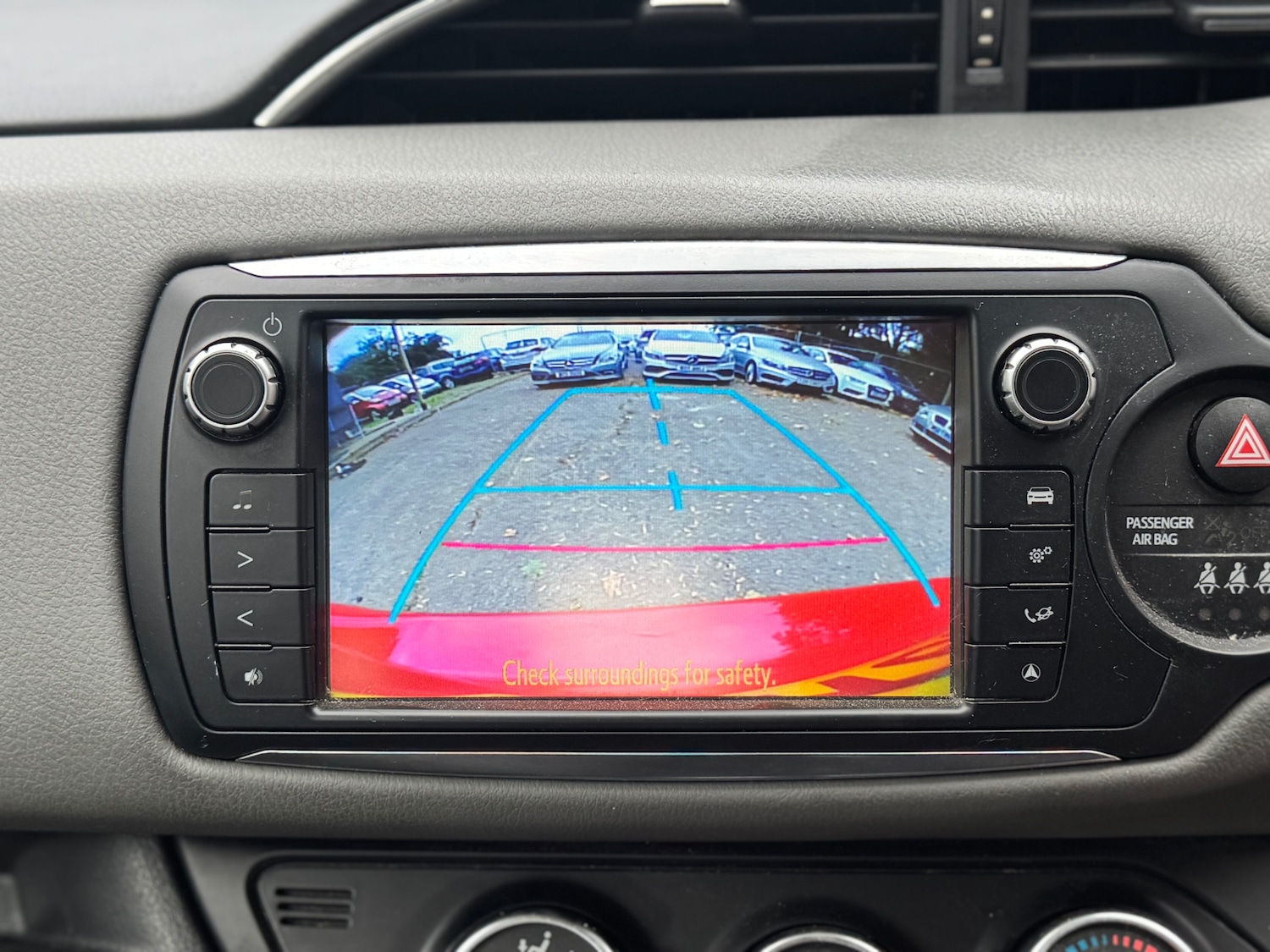 Used Toyota Yaris 2015 for sale - 76196751: Photo 22