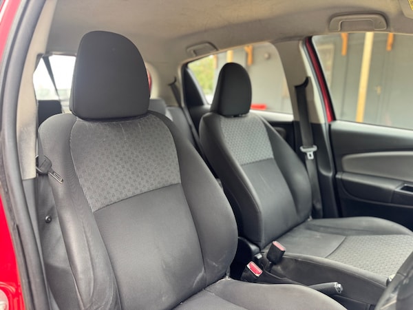 Used Toyota Yaris 2015 for sale - 76196751: Photo 25