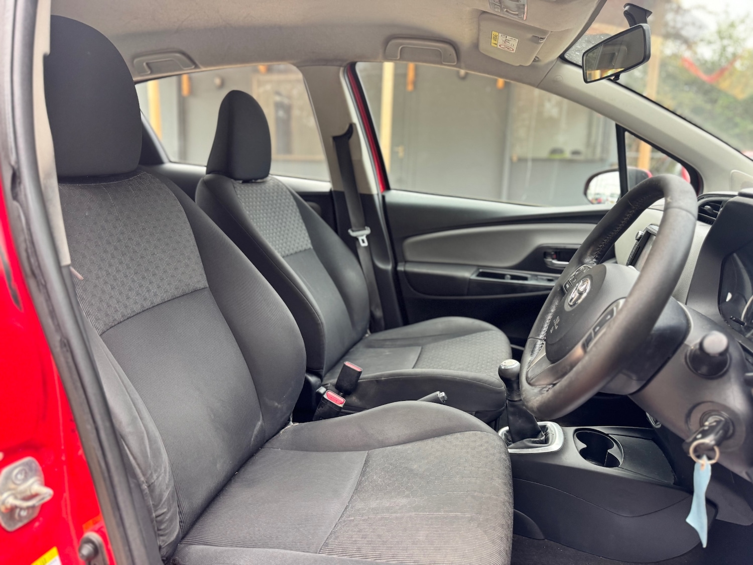 Used Toyota Yaris 2015 for sale - 76196751: Photo 26