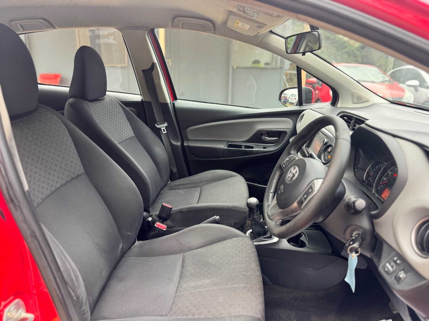 Used Toyota Yaris 2015 for sale - 76196751: Photo 27