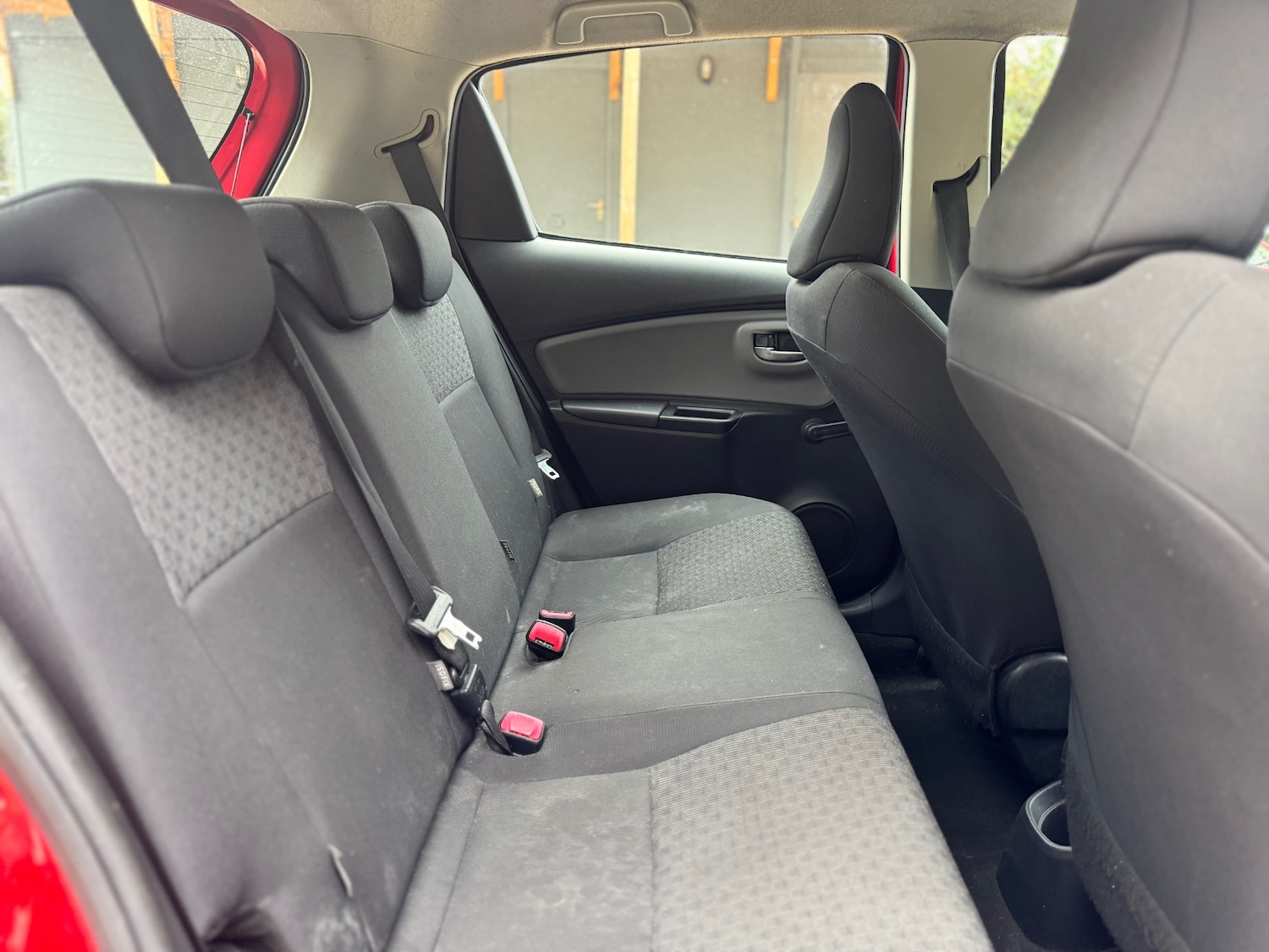 Used Toyota Yaris 2015 for sale - 76196751: Photo 28