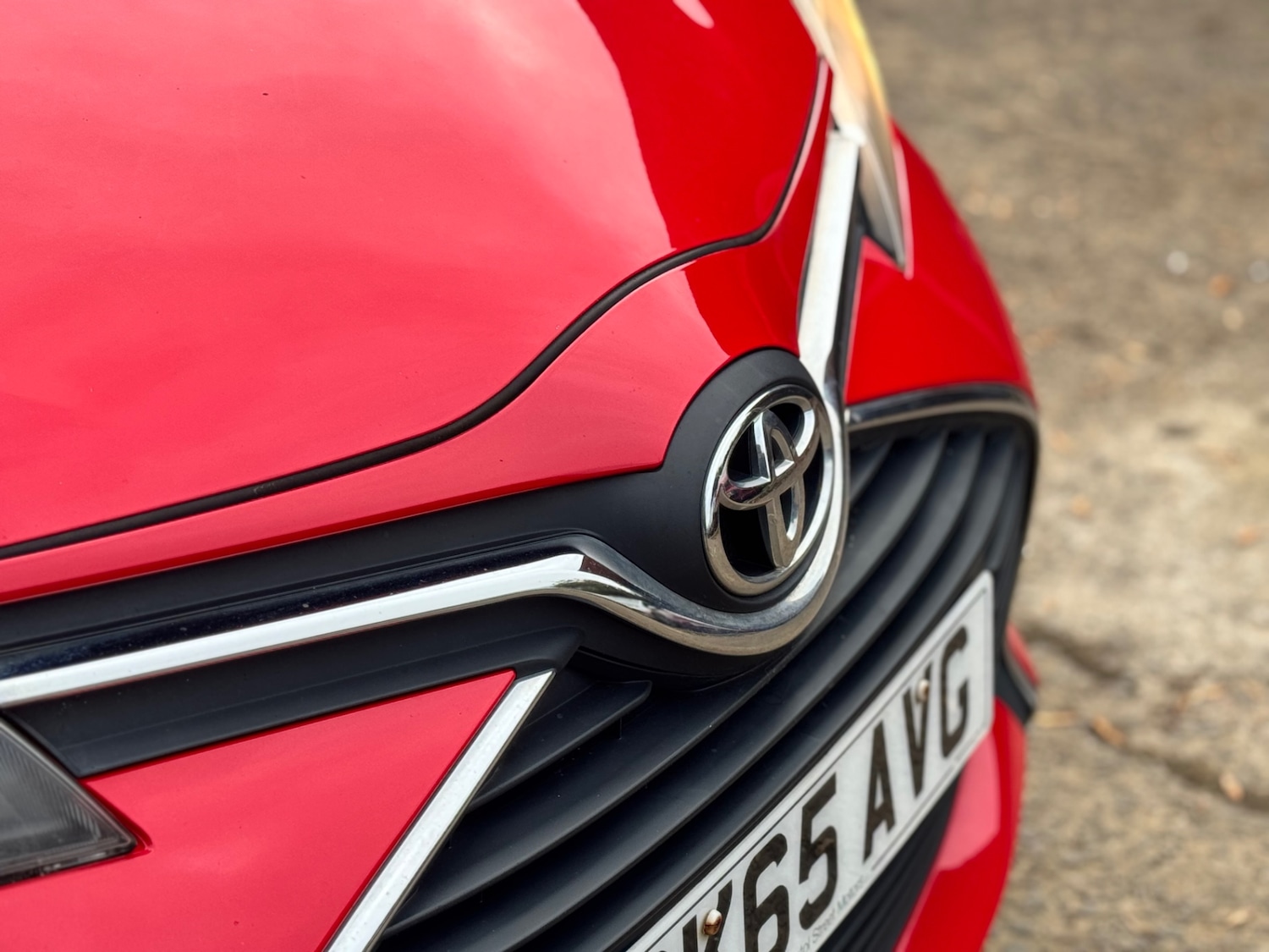 Used Toyota Yaris 2015 for sale - 76196751: Photo 3