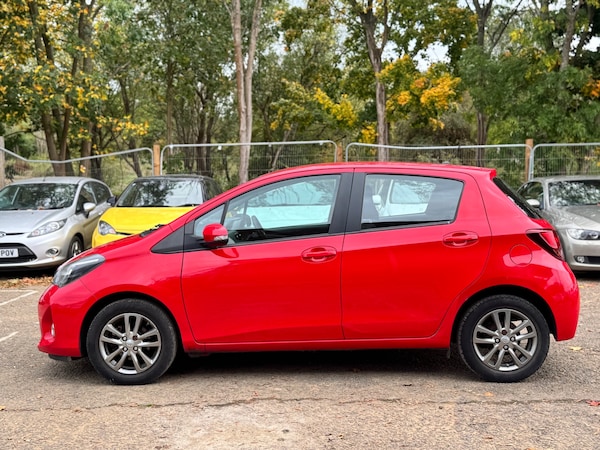 Used Toyota Yaris 2015 for sale - 76196751: Photo 8