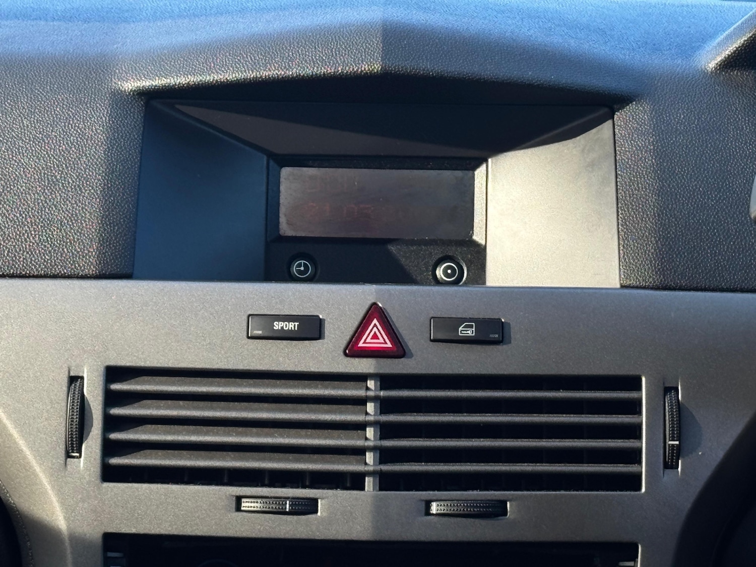 Used Vauxhall Astra 2006 for sale - 77312420: Photo 9