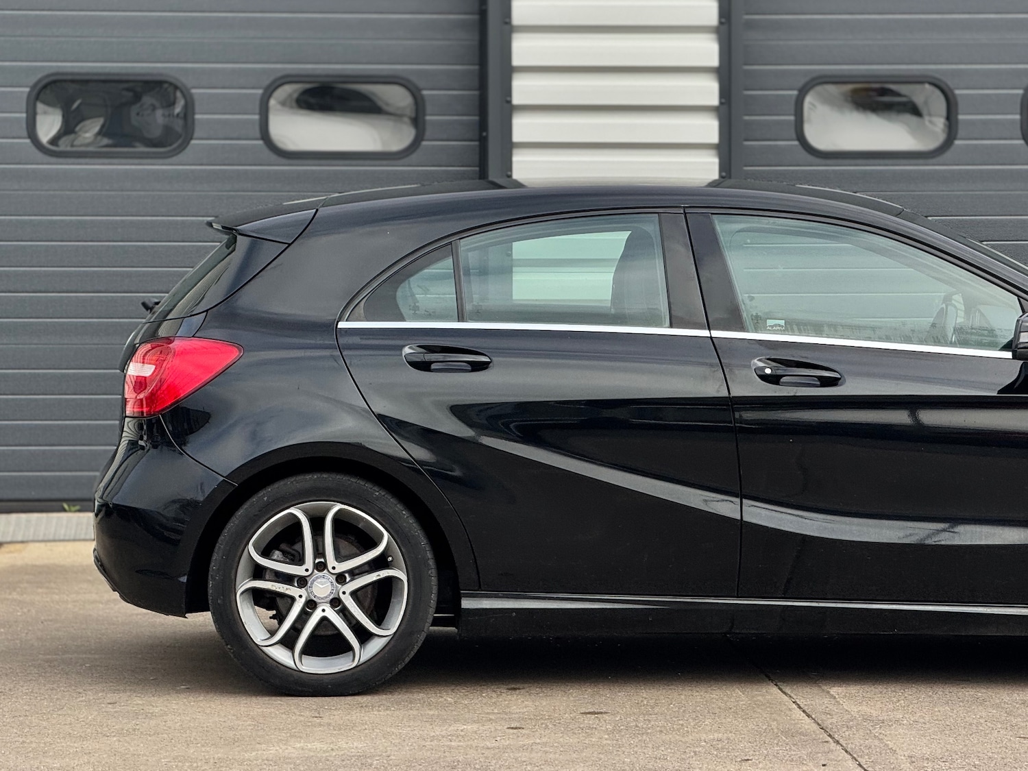 Used Mercedes-Benz A-Class 2015 for sale - 77573109: Photo 14