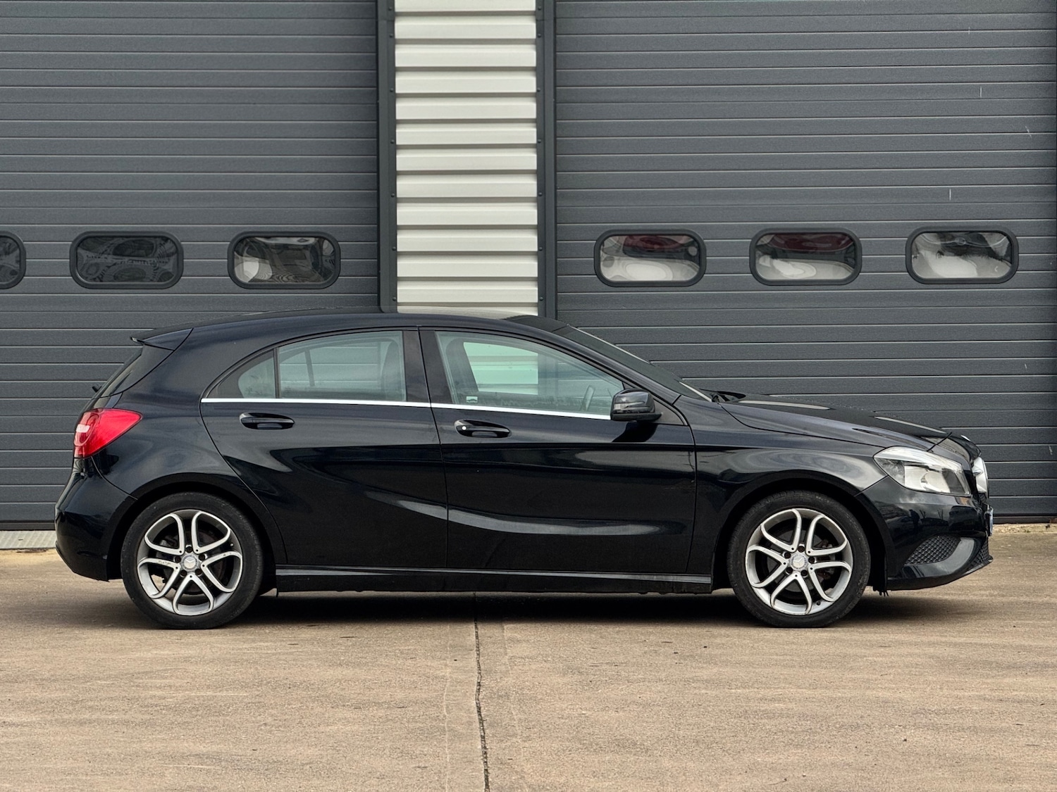 Used Mercedes-Benz A-Class 2015 for sale - 77573109: Photo 15