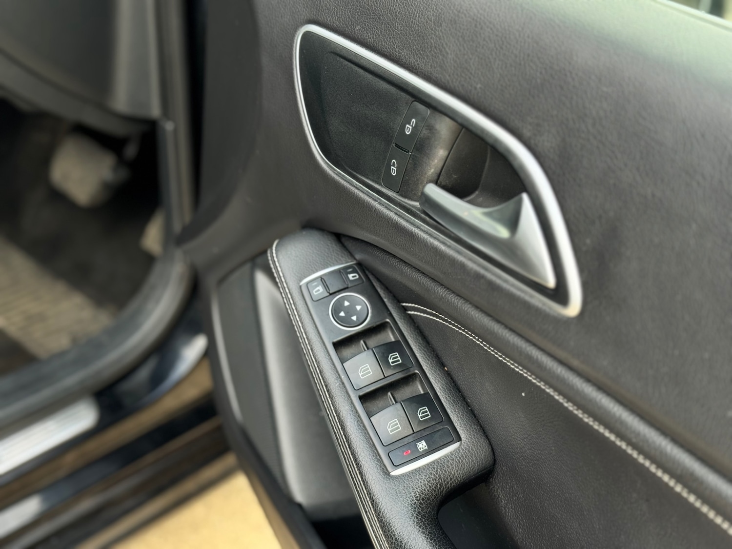 Used Mercedes-Benz A-Class 2015 for sale - 77573109: Photo 18