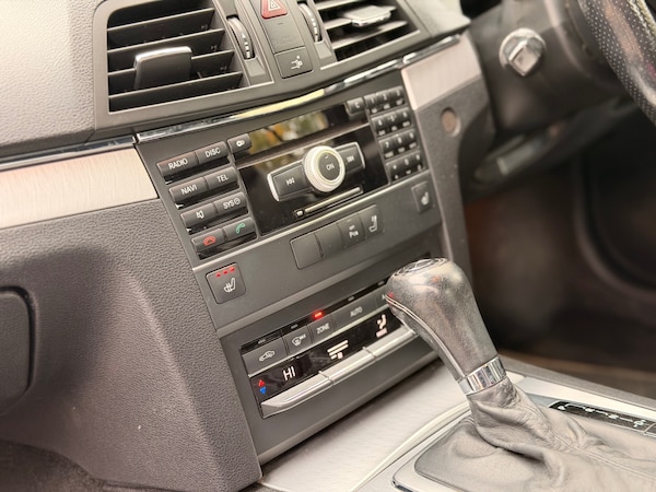 Used Mercedes-Benz E Class 2010 for sale - 76316992: Photo 17