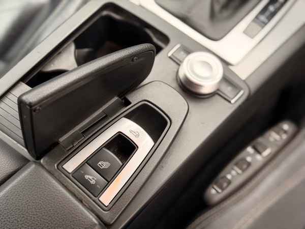 Used Mercedes-Benz E Class 2010 for sale - 76316992: Photo 25