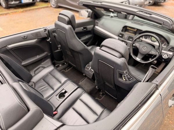 Used Mercedes-Benz E Class 2010 for sale - 76316992: Photo 30
