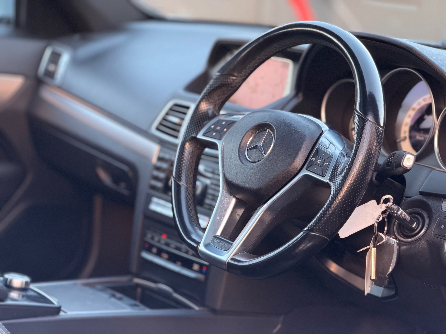 Used Mercedes-Benz E Class 2013 for sale - 75948355: Photo 13