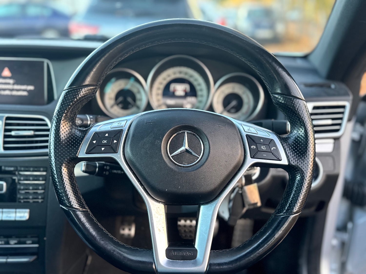 Used Mercedes-Benz E Class 2013 for sale - 75948355: Photo 17