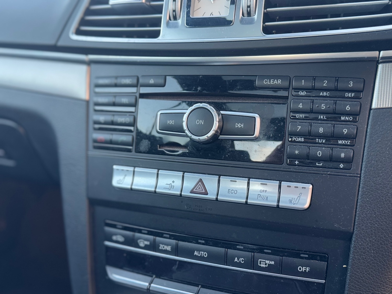 Used Mercedes-Benz E Class 2013 for sale - 75948355: Photo 21