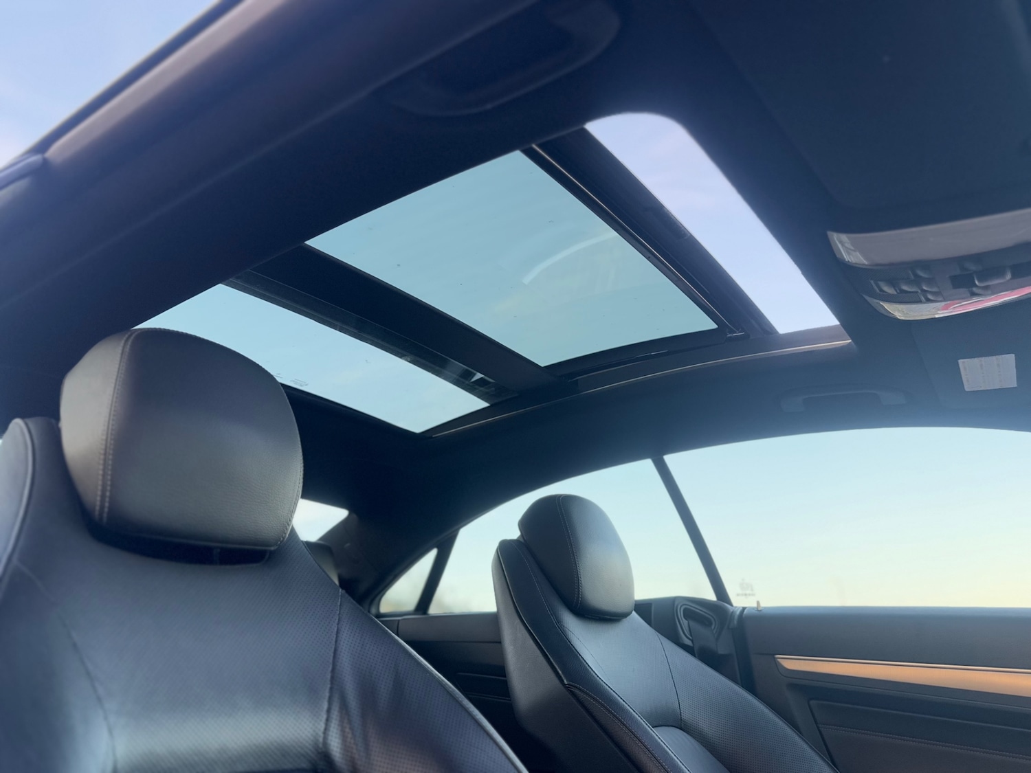 Used Mercedes-Benz E Class 2013 for sale - 75948355: Photo 26