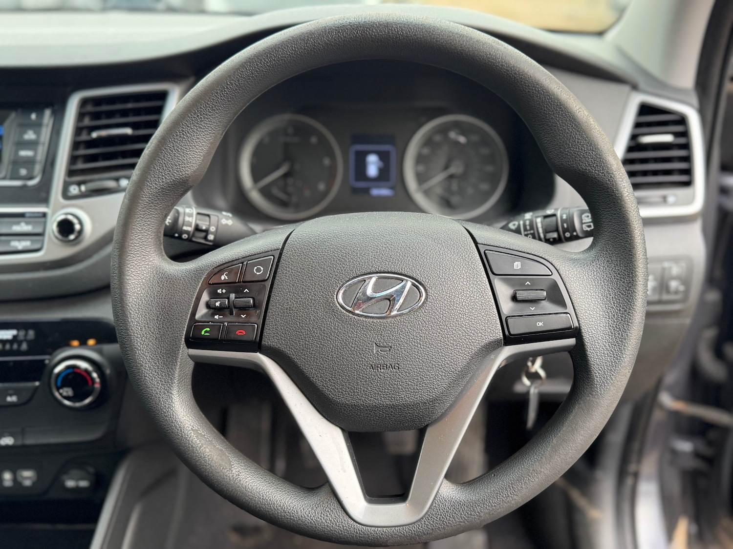 Used Hyundai TUCSON 2018 for sale - 77028165: Photo 35