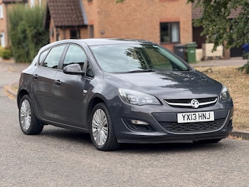 Used Vauxhall Astra 2013 for sale - 75674215: Photo