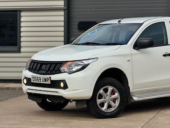 Used Mitsubishi L200 2019 for sale - 79612619: Photo