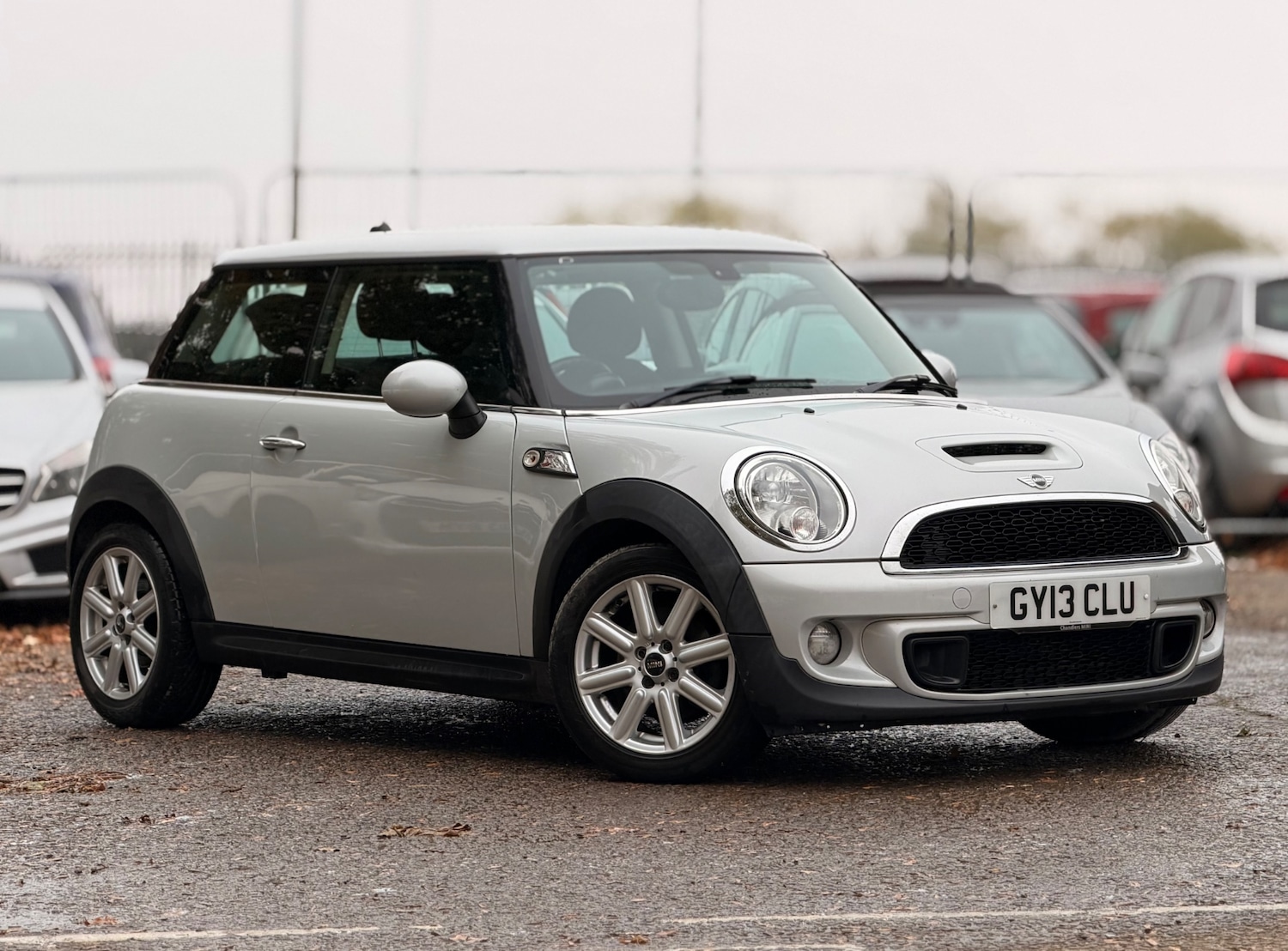 Used MINI Hatch 2013 for sale - 76082930: Photo 1