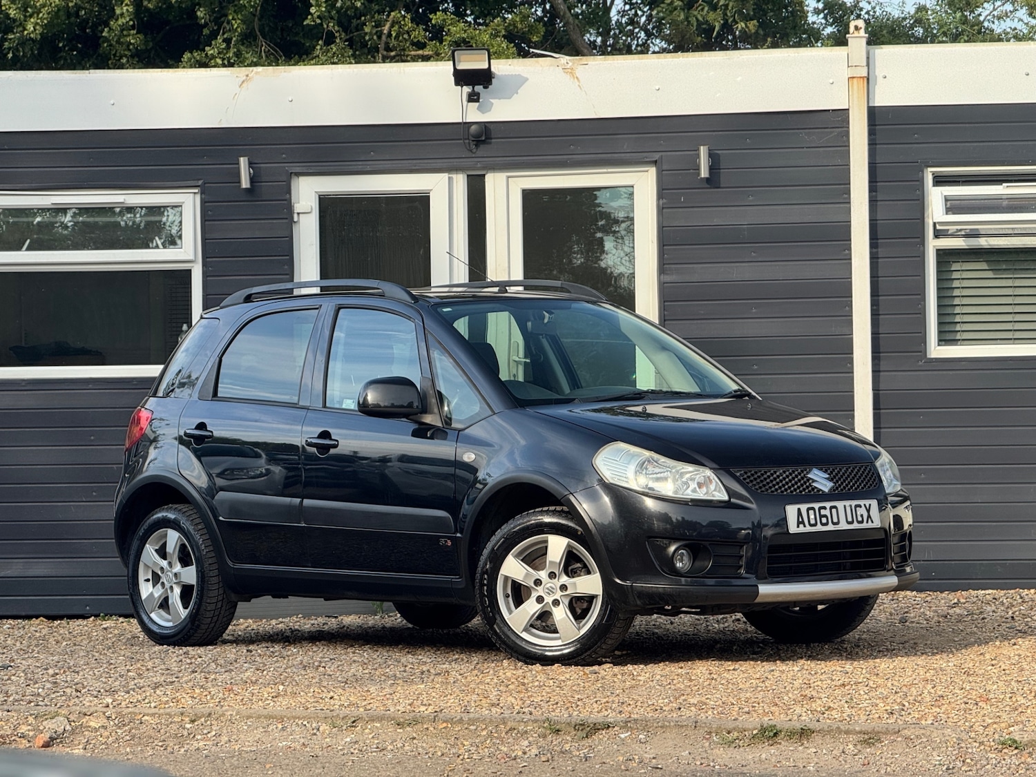 Used Suzuki SX4 2010 for sale - 76093915: Photo 1