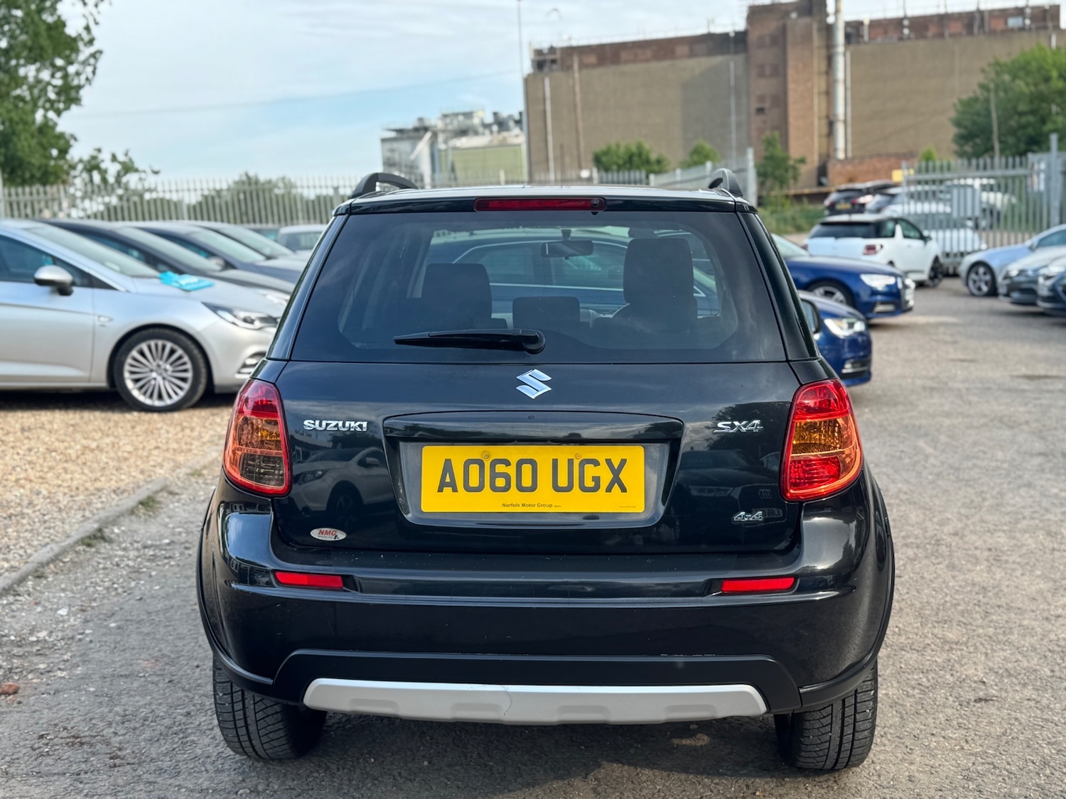 Used Suzuki SX4 2010 for sale - 76093915: Photo 10
