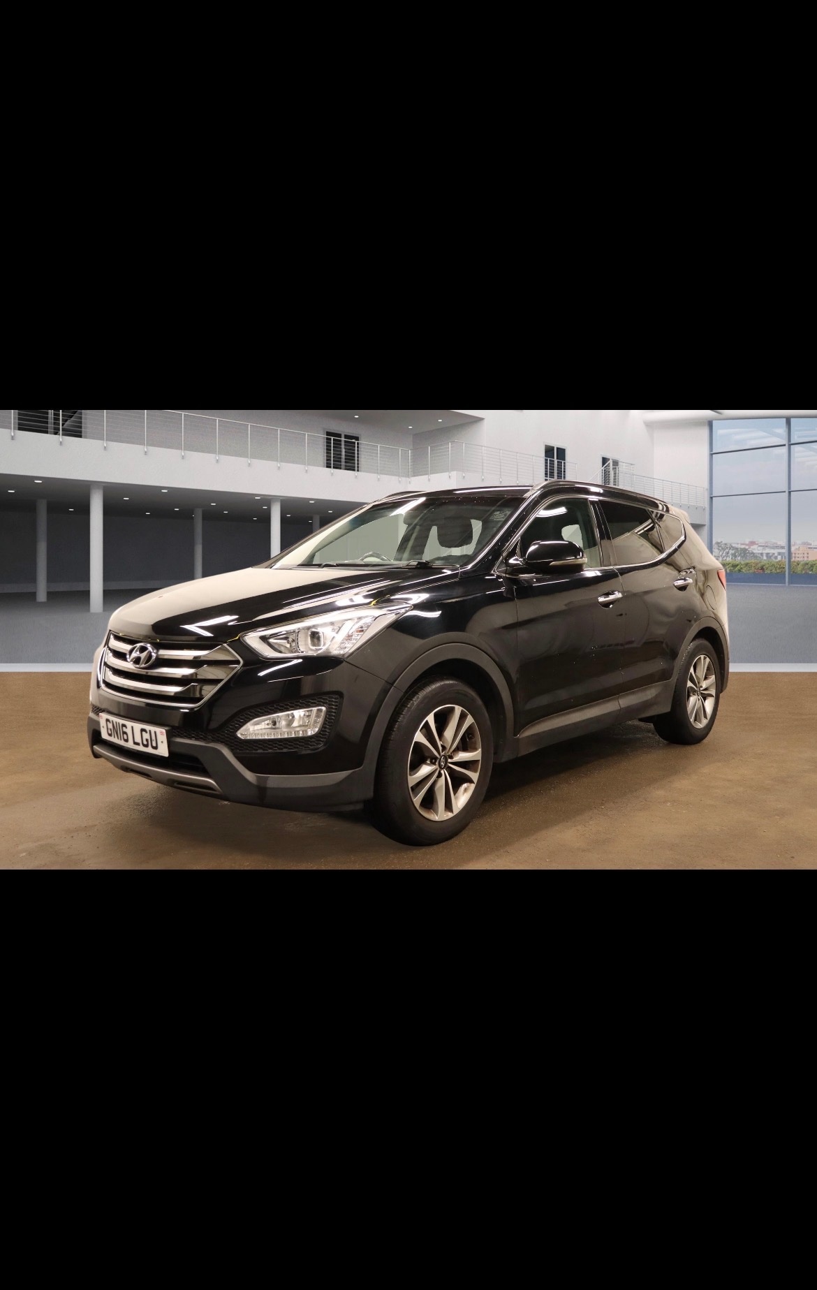 Used Hyundai Santa Fe 2016 for sale - 77578749: Photo 2