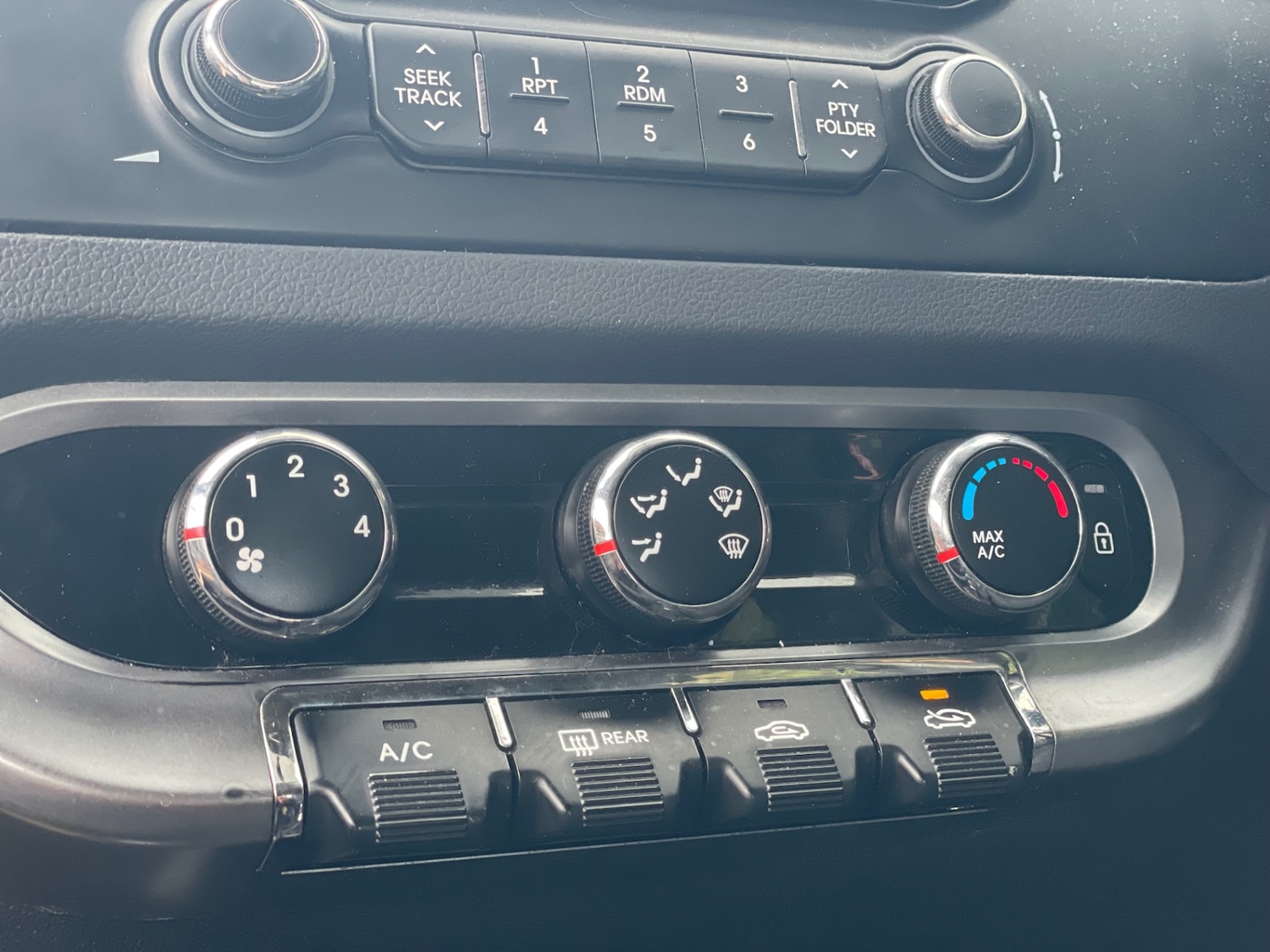 Used Kia Rio 2012 for sale - 76317474: Photo 17