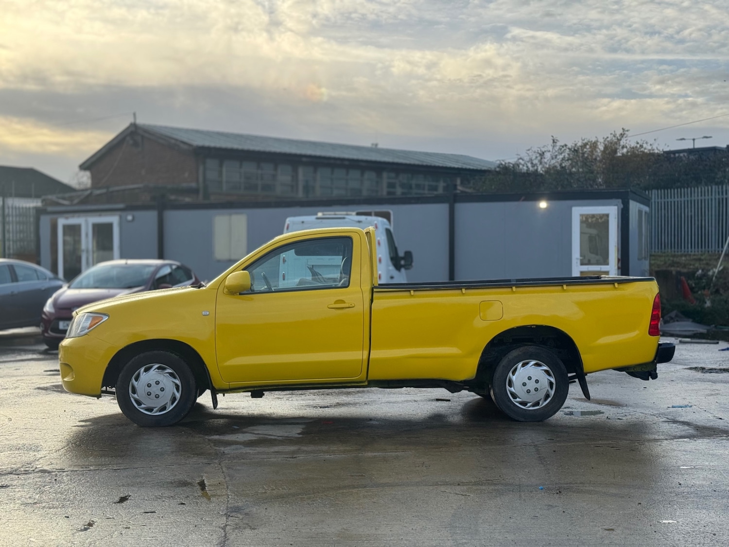Used Toyota Hilux 2006 for sale - 76910820: Photo 5