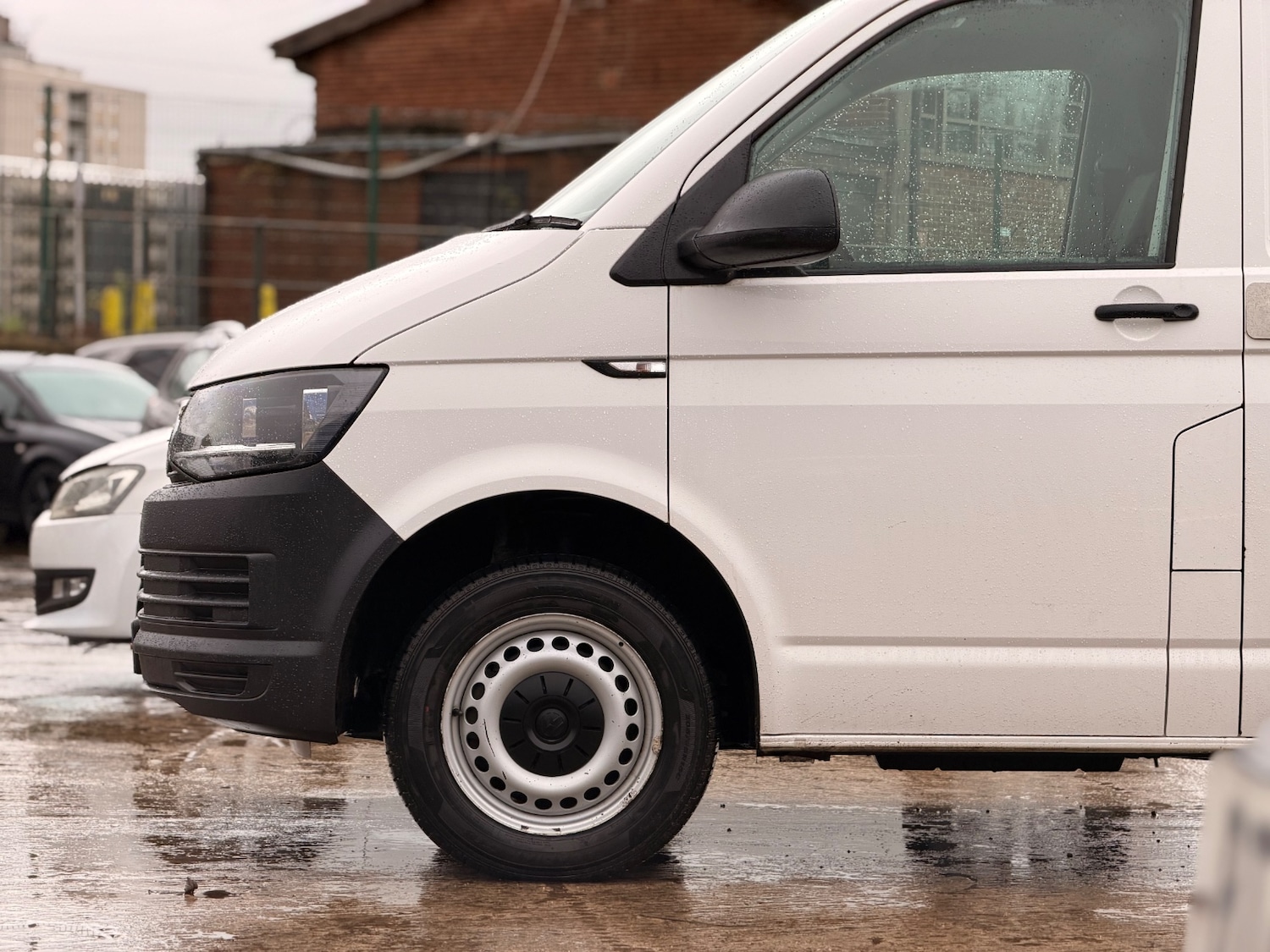 Used Volkswagen Transporter 2019 for sale - 76757467: Photo 10