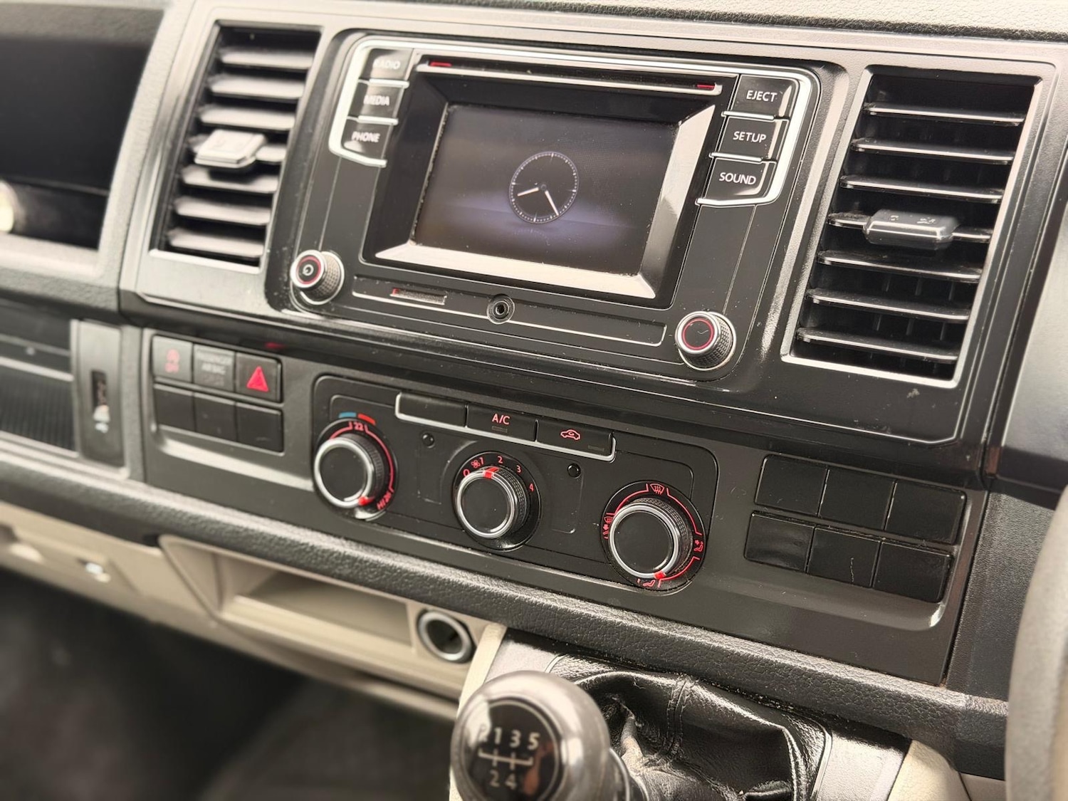 Used Volkswagen Transporter 2019 for sale - 76757467: Photo 26