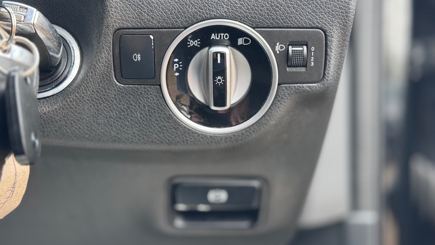 Used Mercedes-Benz A-Class 2015 for sale - 77394009: Photo 22