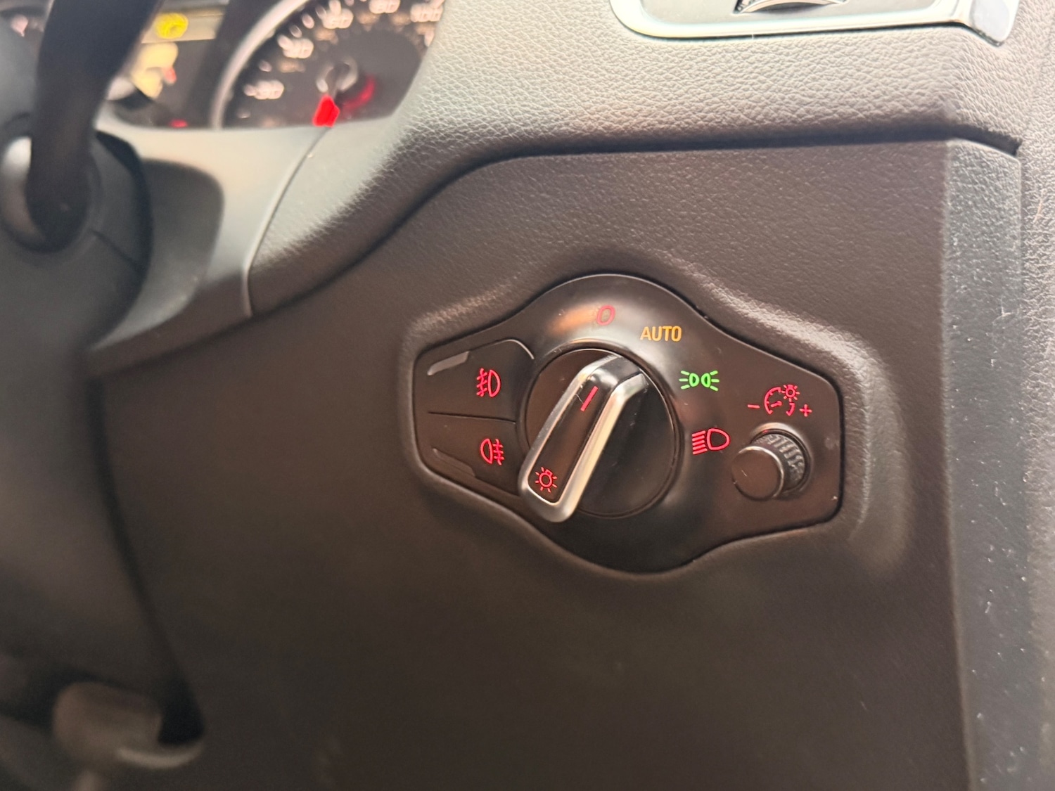 Used Audi Q5 2014 for sale - 76165418: Photo 23