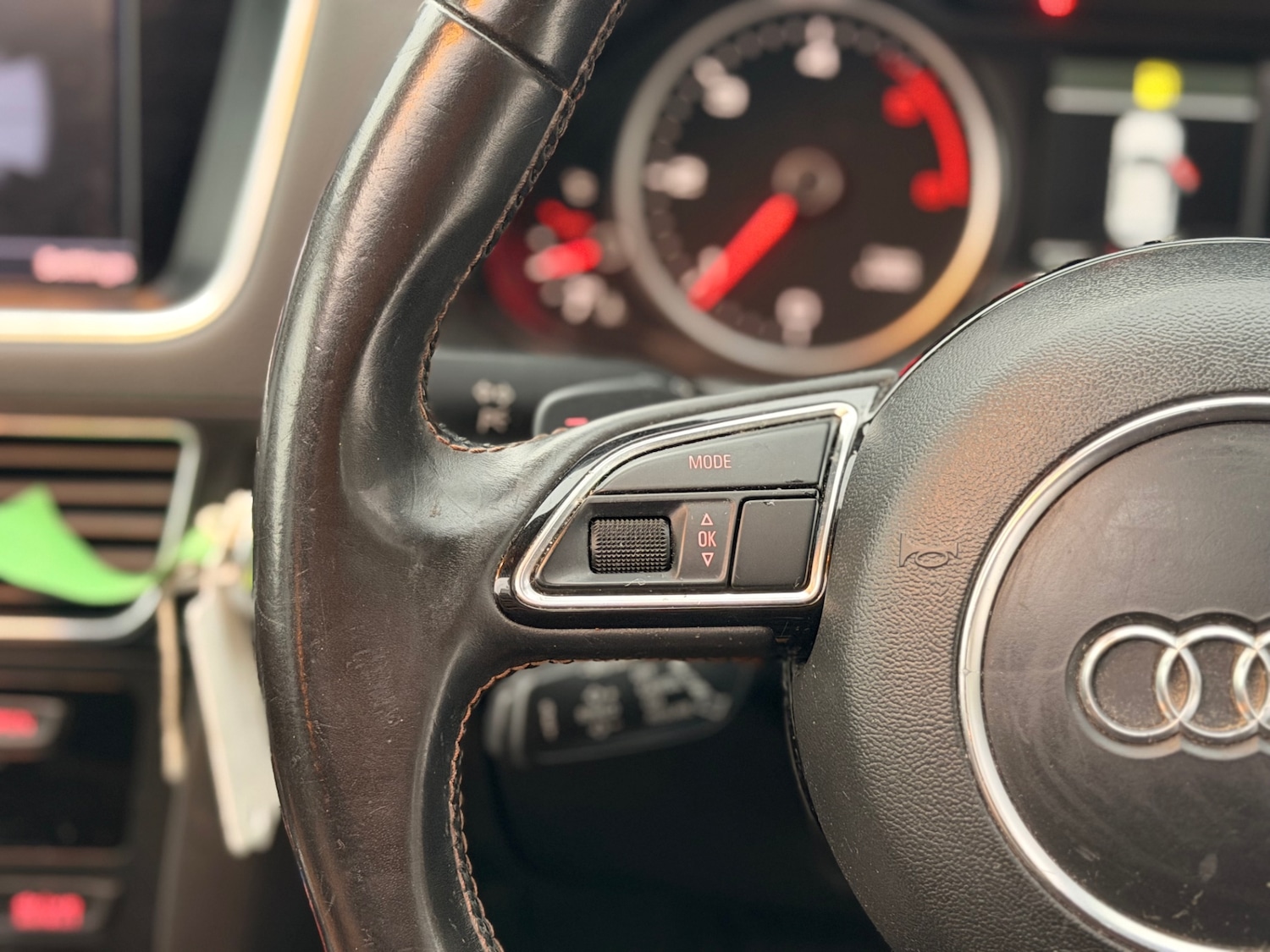 Used Audi Q5 2014 for sale - 76165418: Photo 27