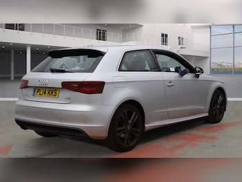 Used Audi A3 2014 for sale - 76224925: Photo 4