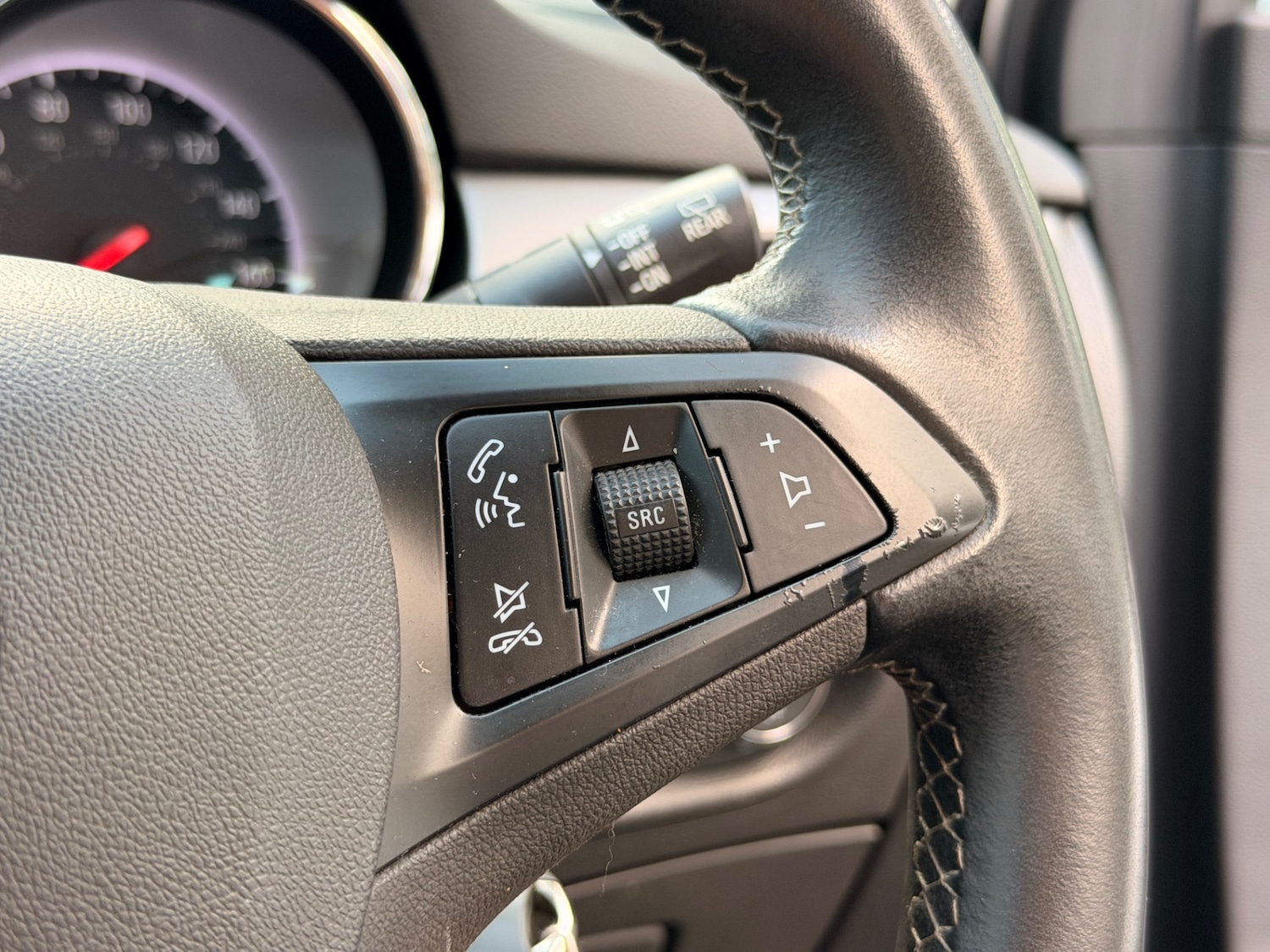 Used Vauxhall Astra 2018 for sale - 75973400: Photo 17