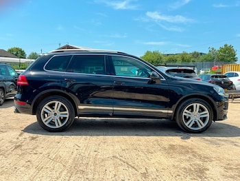 Used Volkswagen Touareg 2012 for sale - 79038529: Photo