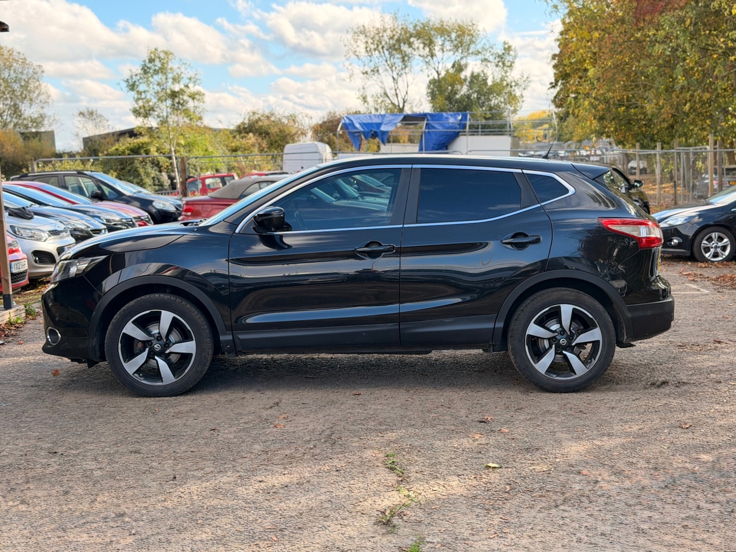 Used Nissan Qashqai 2015 for sale - 76268832: Photo 13
