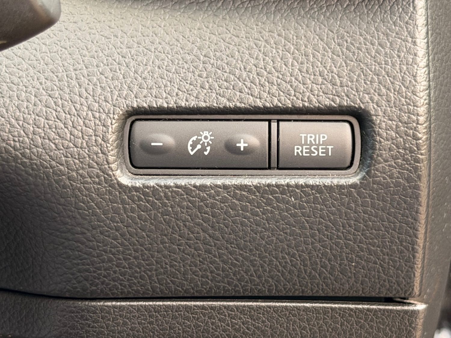 Used Nissan Qashqai 2015 for sale - 76268832: Photo 21