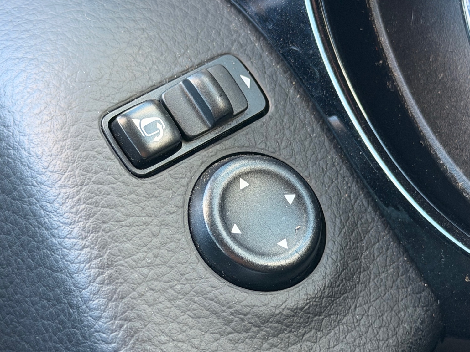 Used Nissan Qashqai 2015 for sale - 76268832: Photo 22