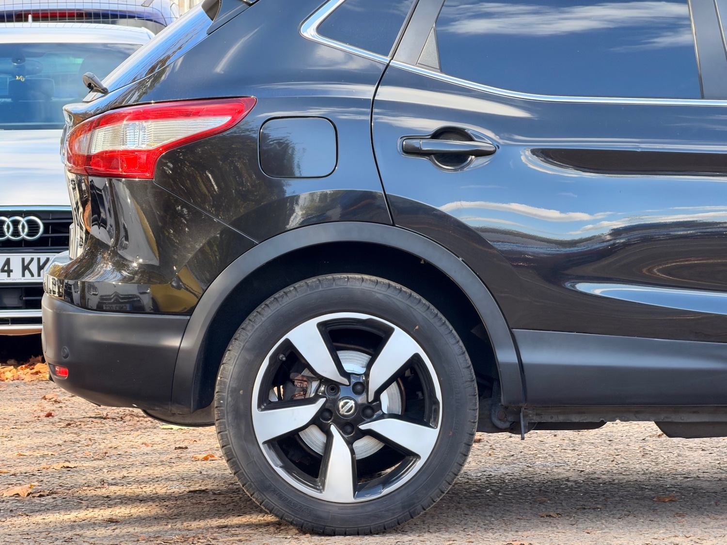 Used Nissan Qashqai 2015 for sale - 76268832: Photo 6