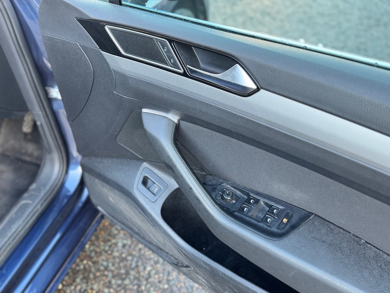 Used Volkswagen Passat 2015 for sale - 76848819: Photo 11