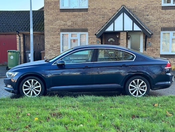 Used Volkswagen Passat 2015 for sale - 76848819: Photo