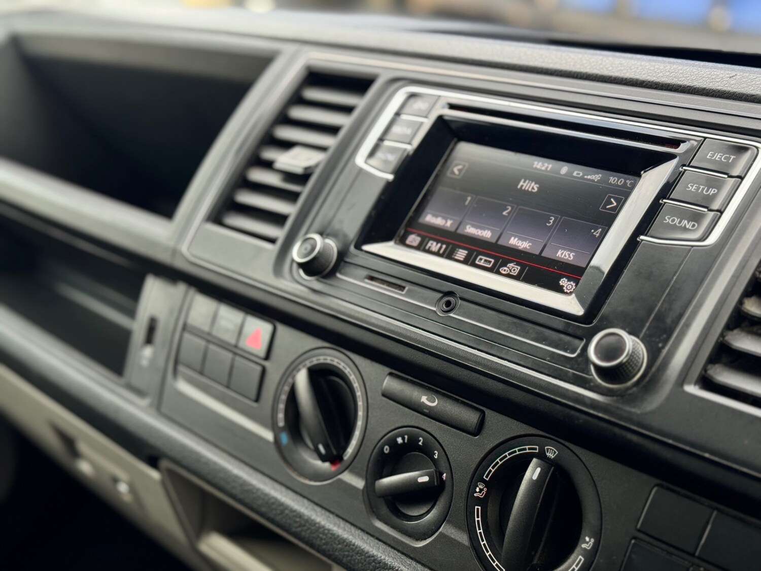 Used Volkswagen Transporter 2018 for sale - 77335692: Photo 17