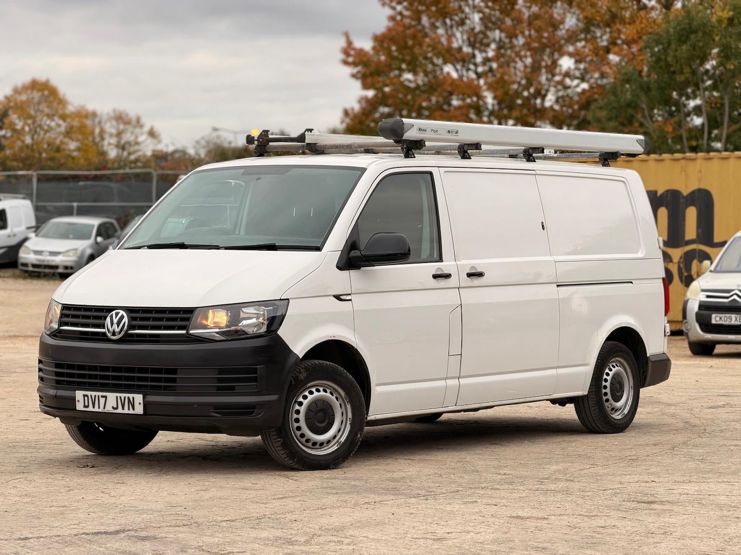 Used Volkswagen Transporter 2017 for sale - 76299629: Photo 3