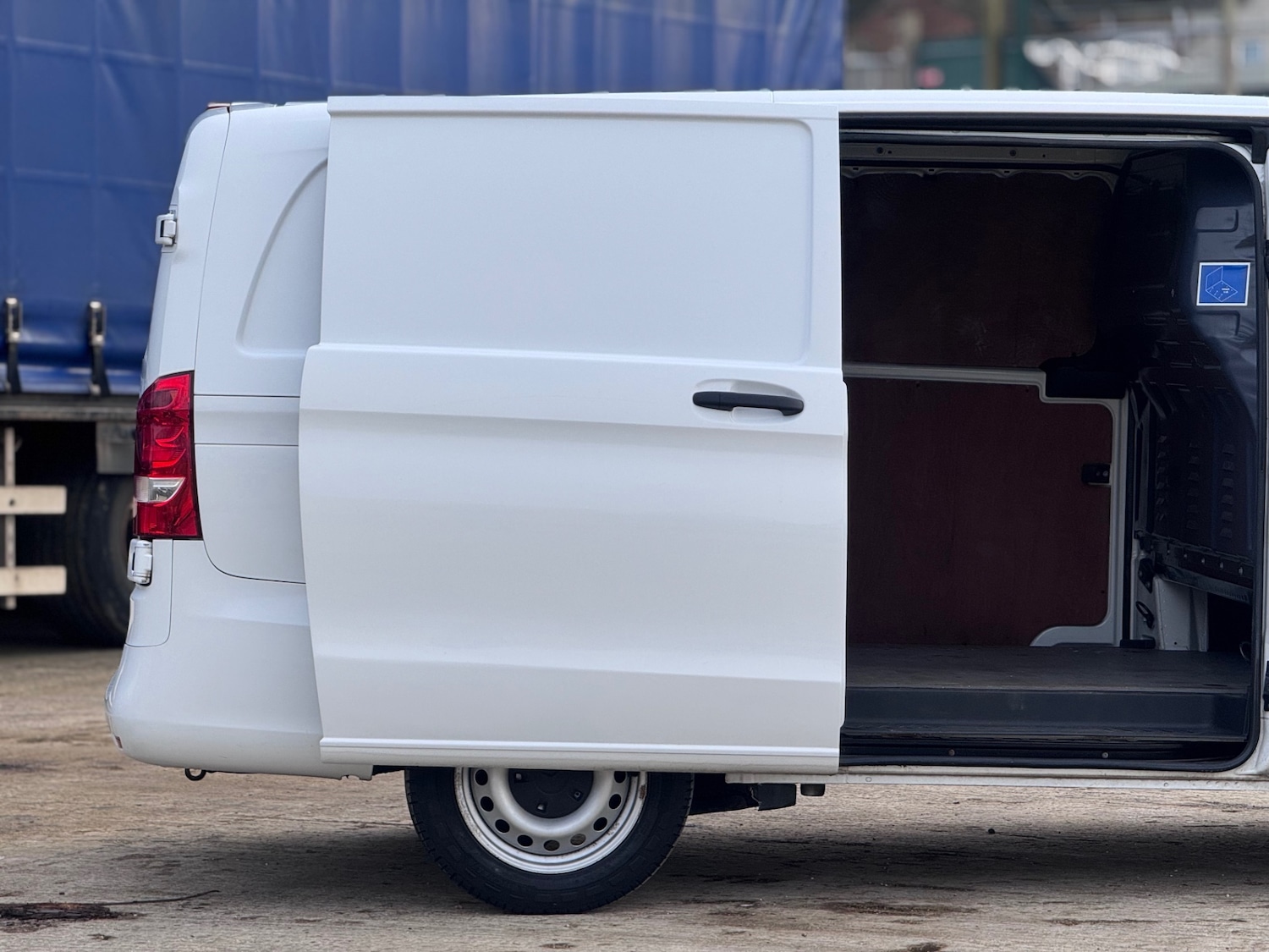 Used Mercedes-Benz Vito 2021 for sale - 77084312: Photo 7