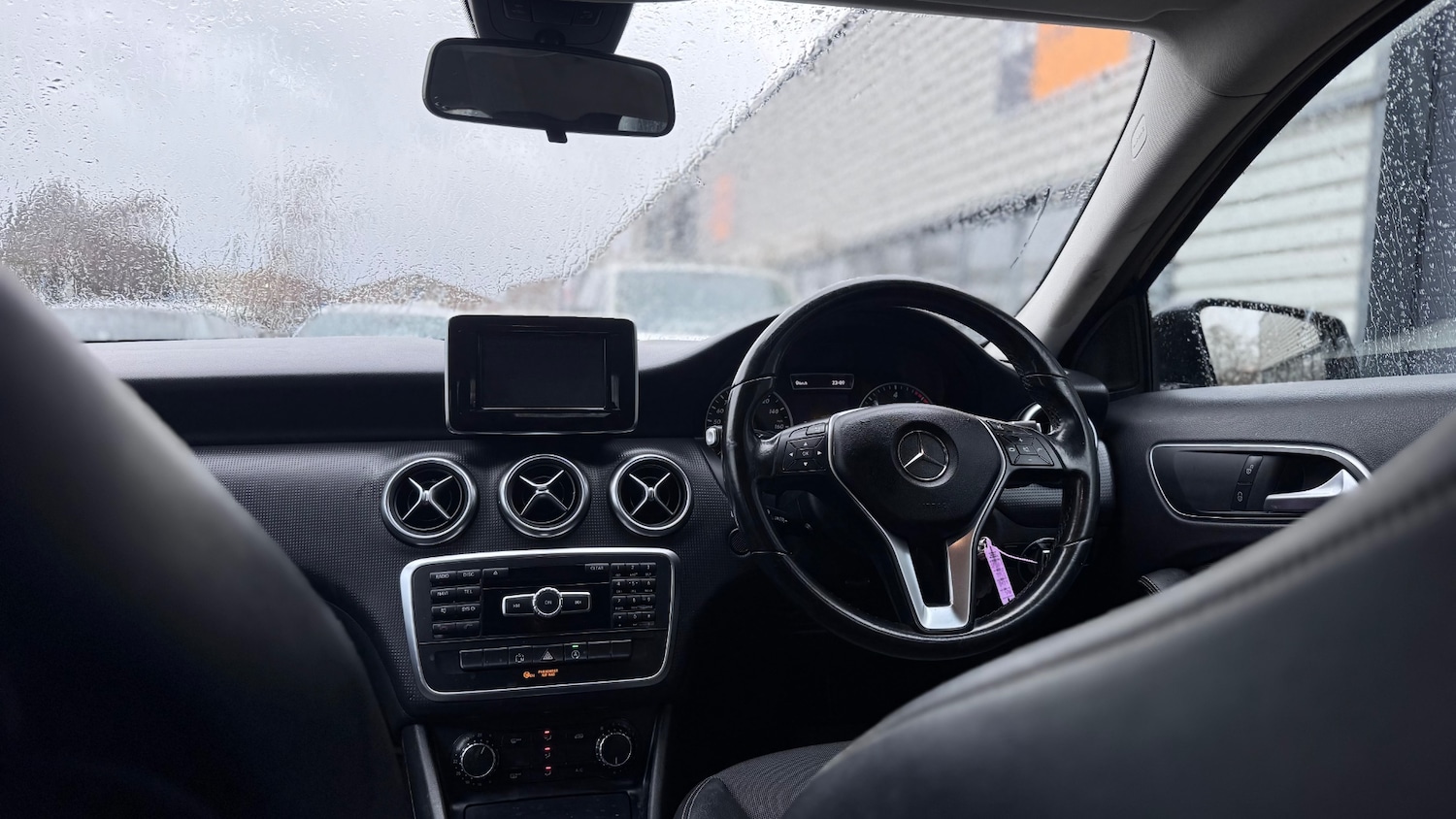 Used Mercedes-Benz A-Class 2015 for sale - 77495037: Photo 13