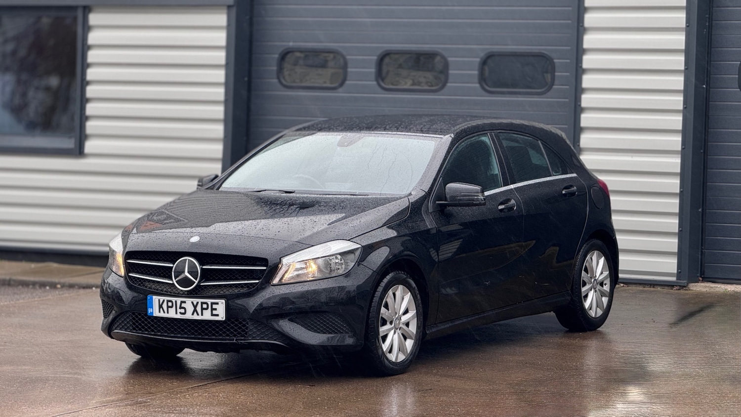 Used Mercedes-Benz A-Class 2015 for sale - 77495037: Photo 8