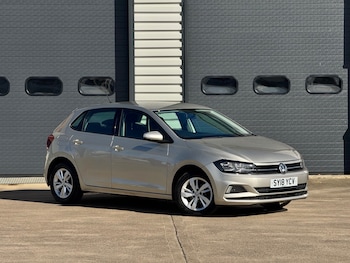 Used Volkswagen Polo 2018 for sale - 78026450: Photo