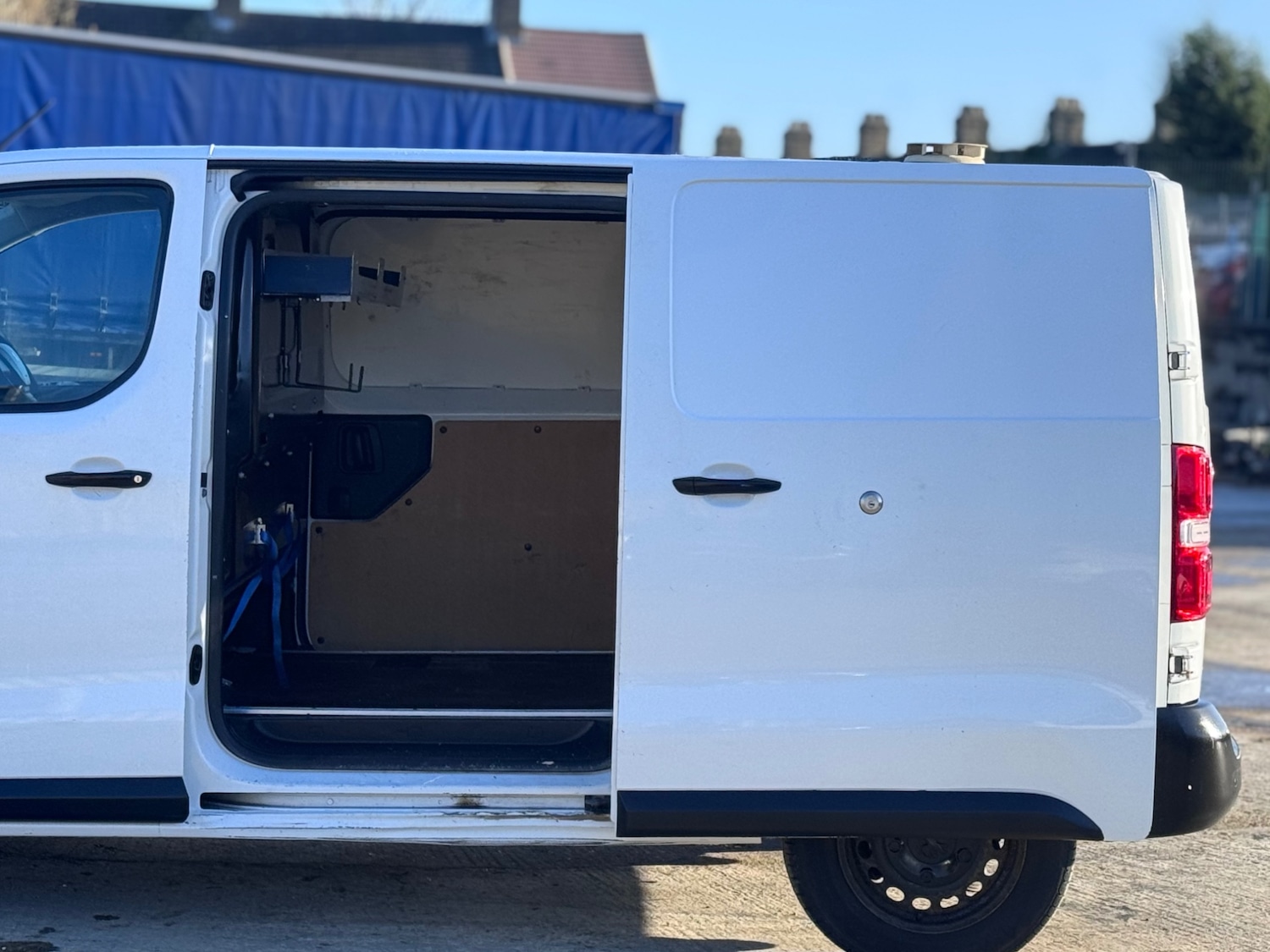 Used Peugeot Expert 2018 for sale - 77008466: Photo 9